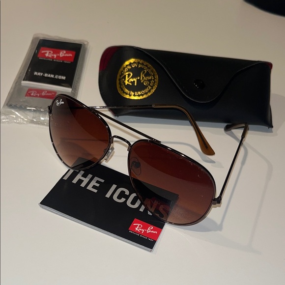 Ray-Ban Gradient Brown Aviator Sunglasses - Picture 2 of 10